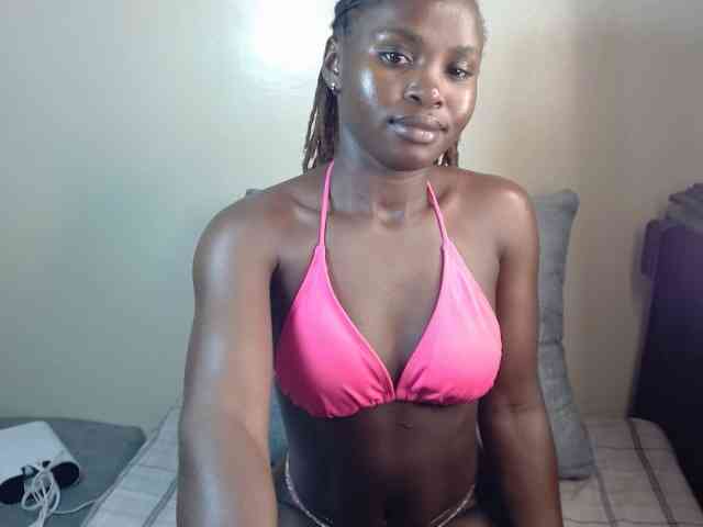 Ebony-slut webcam