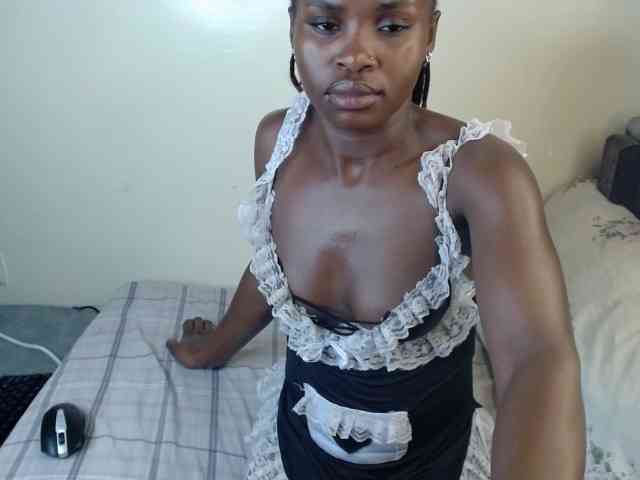 Ebony-slut webcam