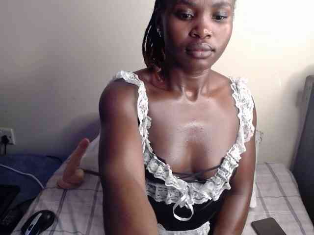 Ebony-slut webcam
