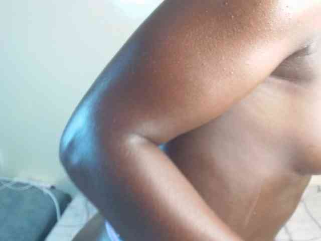 Ebony-slut webcam