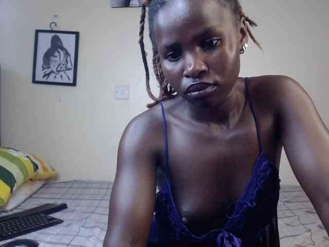 Ebony-slut webcam