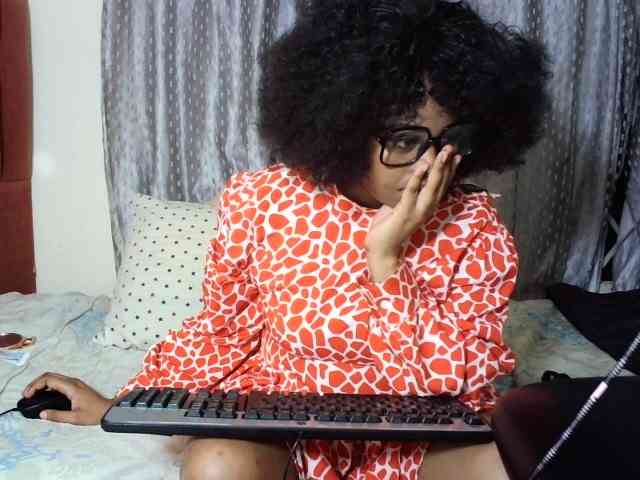 sweetprettyBxx webcam