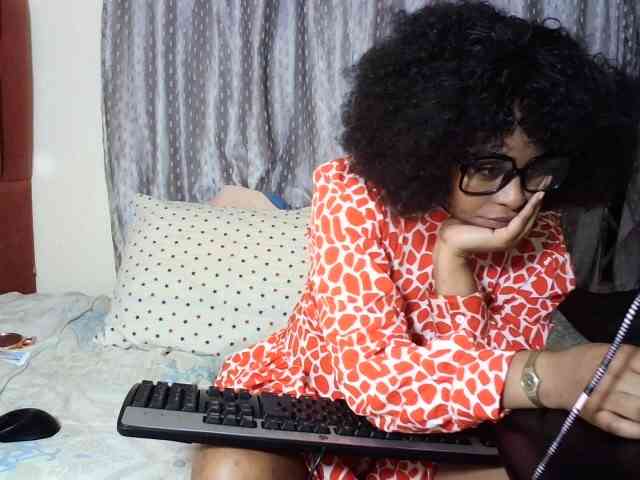 sweetprettyBxx webcam