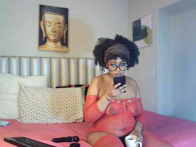 sweetprettyBxx webcam
