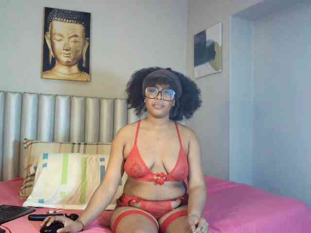 sweetprettyBxx webcam