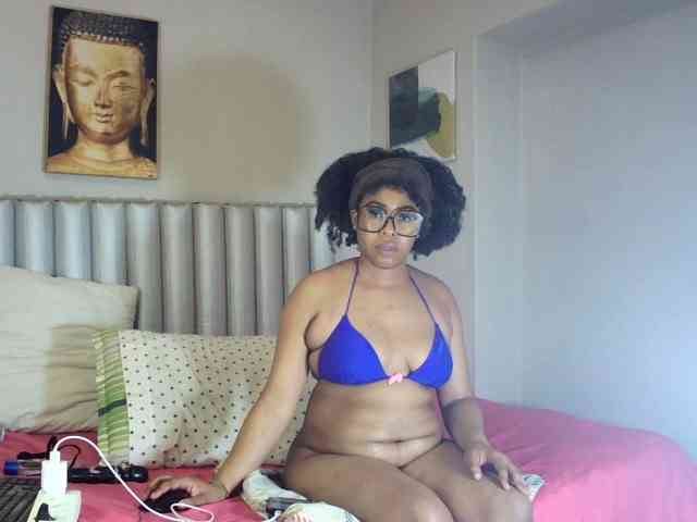 sweetprettyBxx webcam