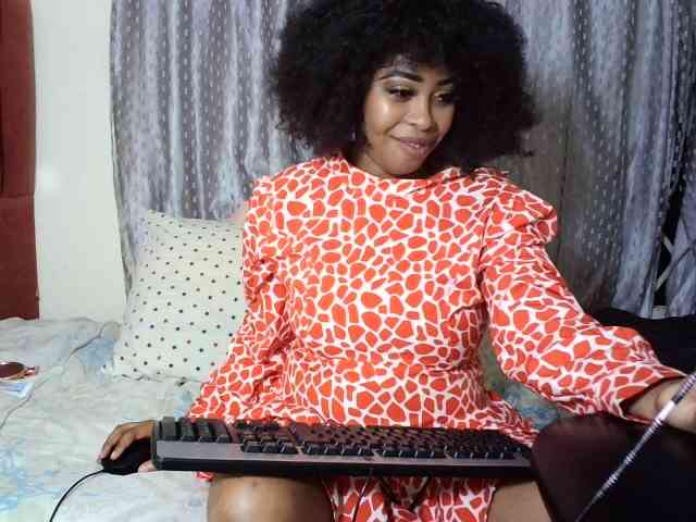 sweetprettyBxx webcam