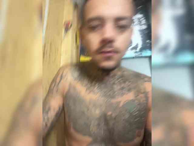 YellaBoy1kay Live Webcam on BongaCams