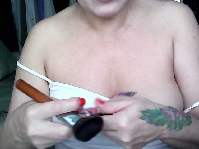 MonicaMiaa's BongaCams show and profile