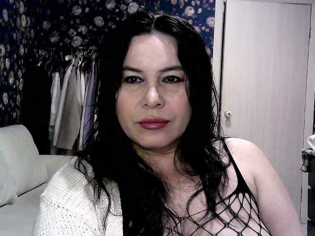 MonicaMiaa's BongaCams show and profile