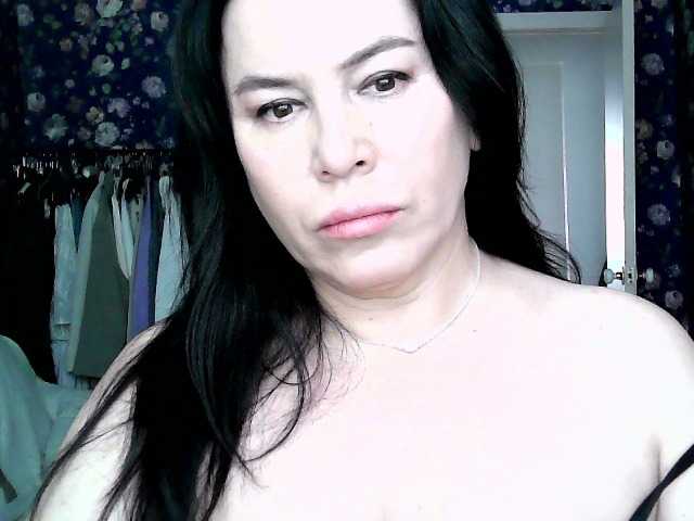 MonicaMiaa's BongaCams show and profile