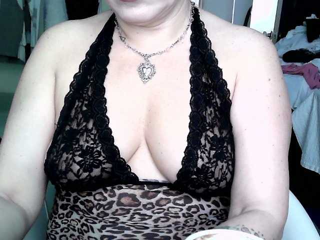 MonicaMiaa's BongaCams show and profile