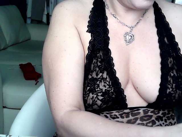 MonicaMiaa's BongaCams show and profile