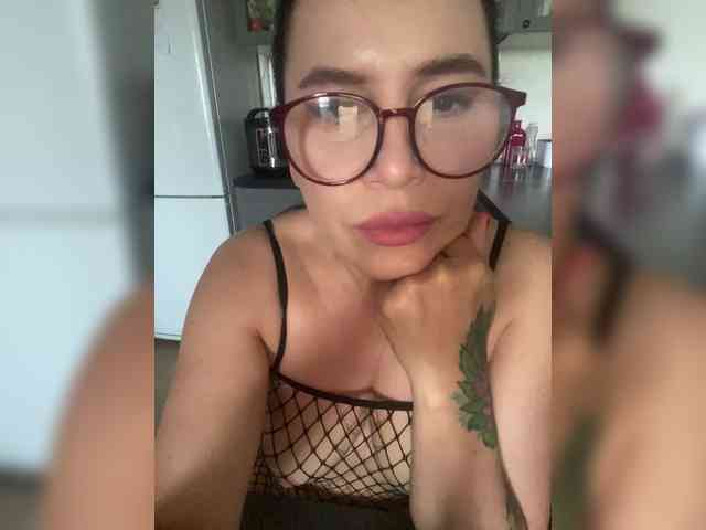 amateur nude webcam MonicaMiaa