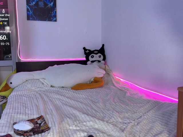 AliceSlim's BongaCams show and profile