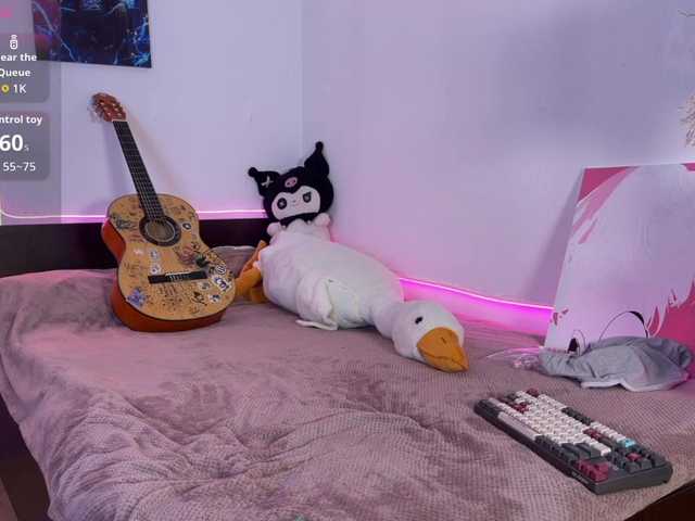 AliceSlim's BongaCams show and profile