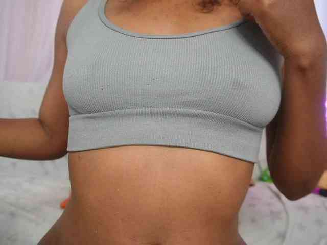 LindsyWest webcam