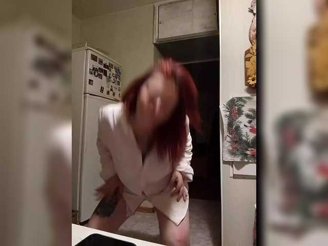 AliceFoxy777 from BongaCams