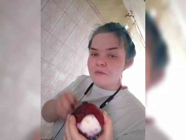 AliceFoxy777 webcam