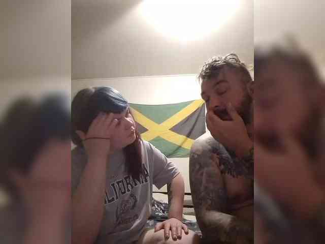 AliceFoxy777 webcam