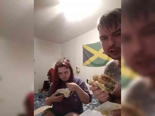 AliceFoxy777 webcam