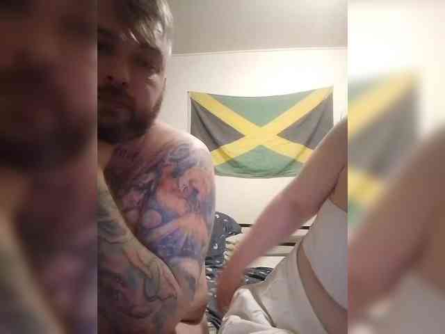 live sex room AliceFoxy777
