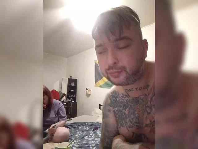 AliceFoxy777 webcam
