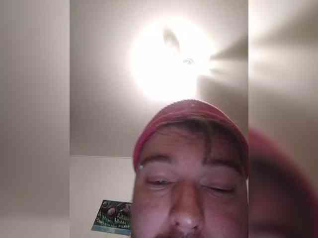 AliceFoxy777 webcam