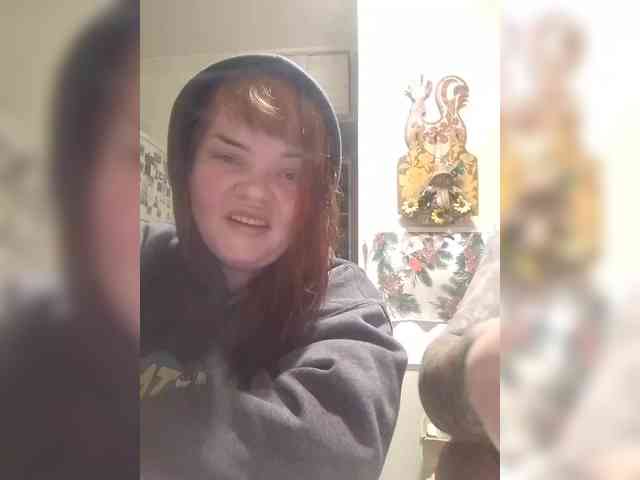 AliceFoxy777 webcam