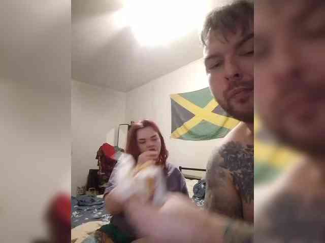 AliceFoxy777 webcam