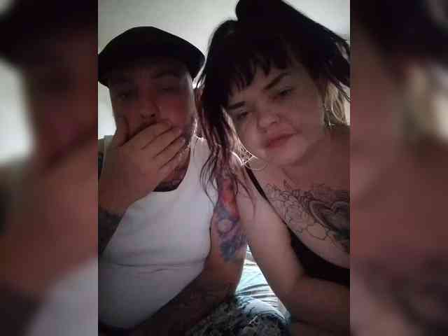 AliceFoxy777 webcam