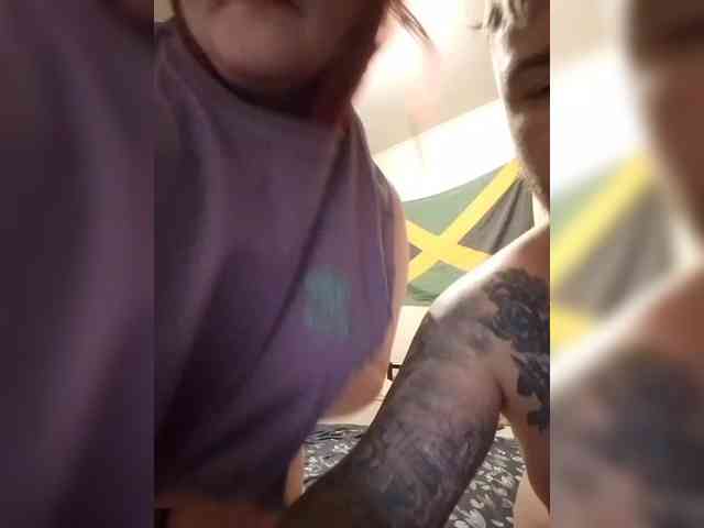 AliceFoxy777 webcam