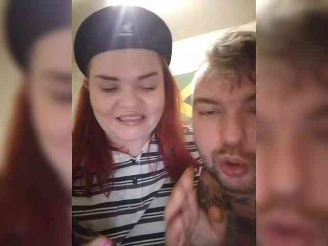 AliceFoxy777 webcam