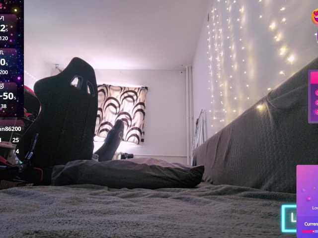 Cherry-Glimmer webcam bongacams model stream image