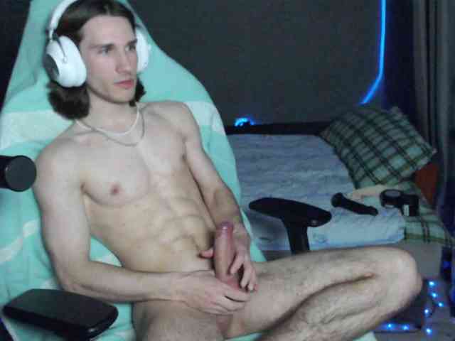 TheLuvshan Live Webcam on BongaCams
