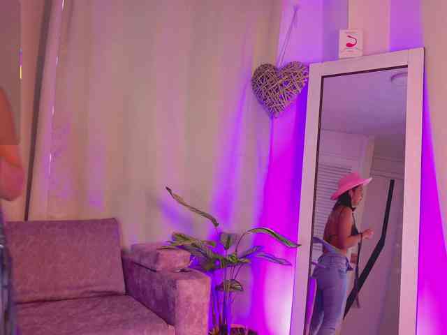 MisssBunny webcam