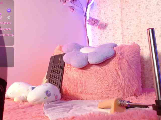 Lindseyferrer webcam