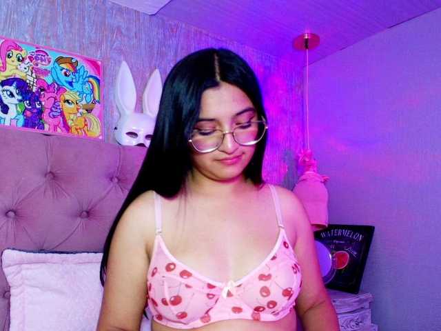 laurenelove's BongaCams show and profile