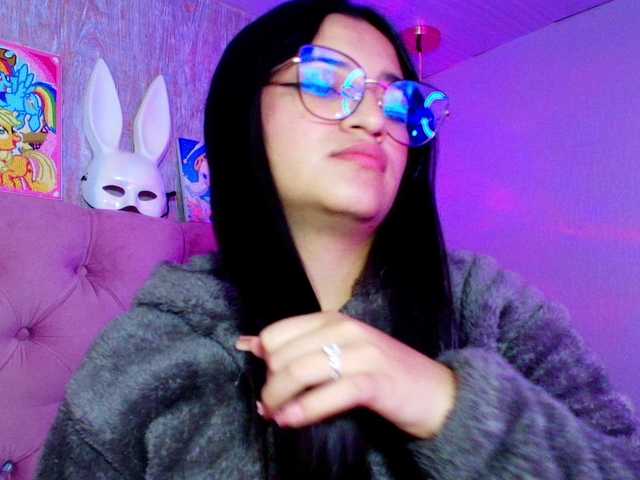 laurenelove's BongaCams show and profile