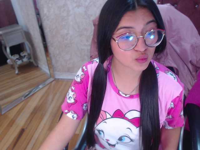  laurenelove chat room
