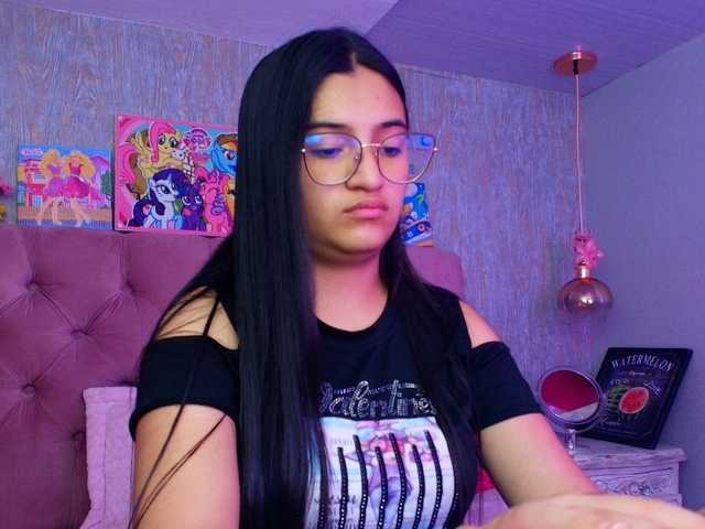 laurenelove's BongaCams show and profile