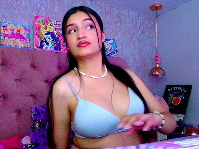 laurenelove's BongaCams show and profile