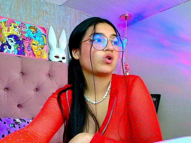 laurenelove's BongaCams show and profile