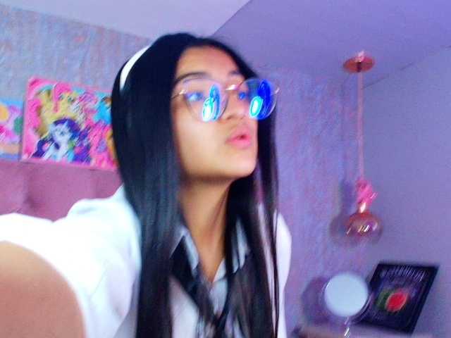 laurenelove's BongaCams show and profile