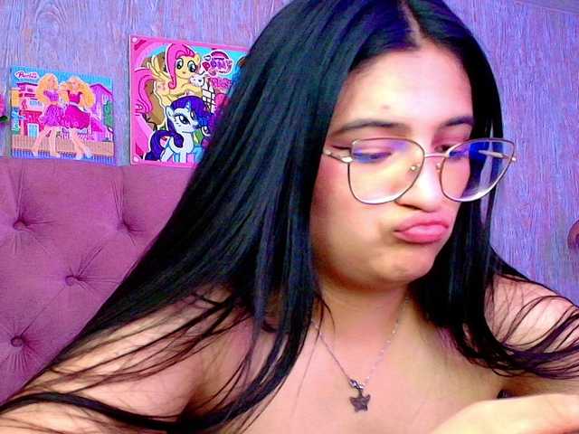 laurenelove's BongaCams show and profile