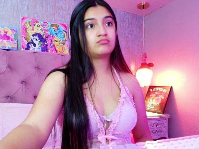 laurenelove's BongaCams show and profile