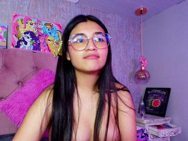laurenelove's BongaCams show and profile