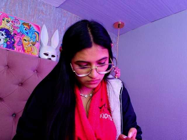 laurenelove's BongaCams show and profile