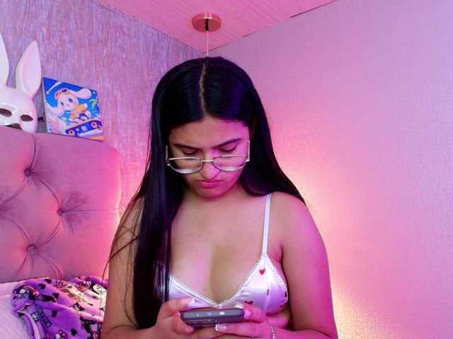 laurenelove's BongaCams show and profile