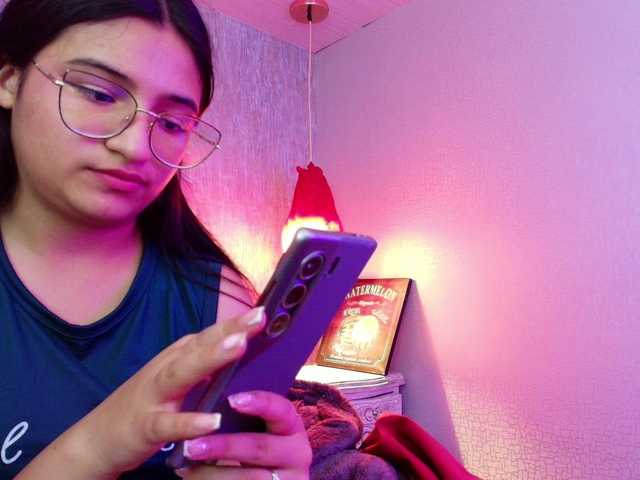 laurenelove's BongaCams show and profile